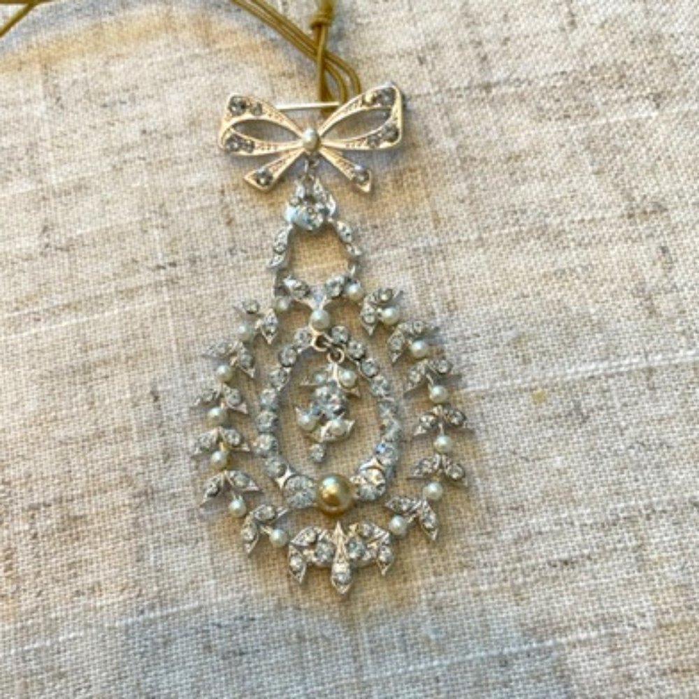 Paris by Debra Moreland Niagra Wedding Bridal Brooch Necklace Pin New with Tags